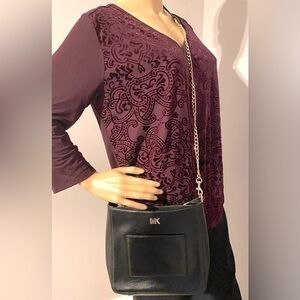 MICHAEL KORS Gloria Soft Leather Front Pocket Black Crossbody